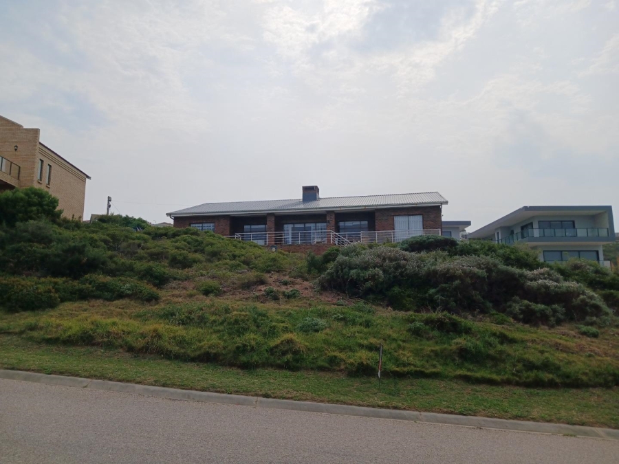 5 Bedroom Property for Sale in Dana Bay Western Cape